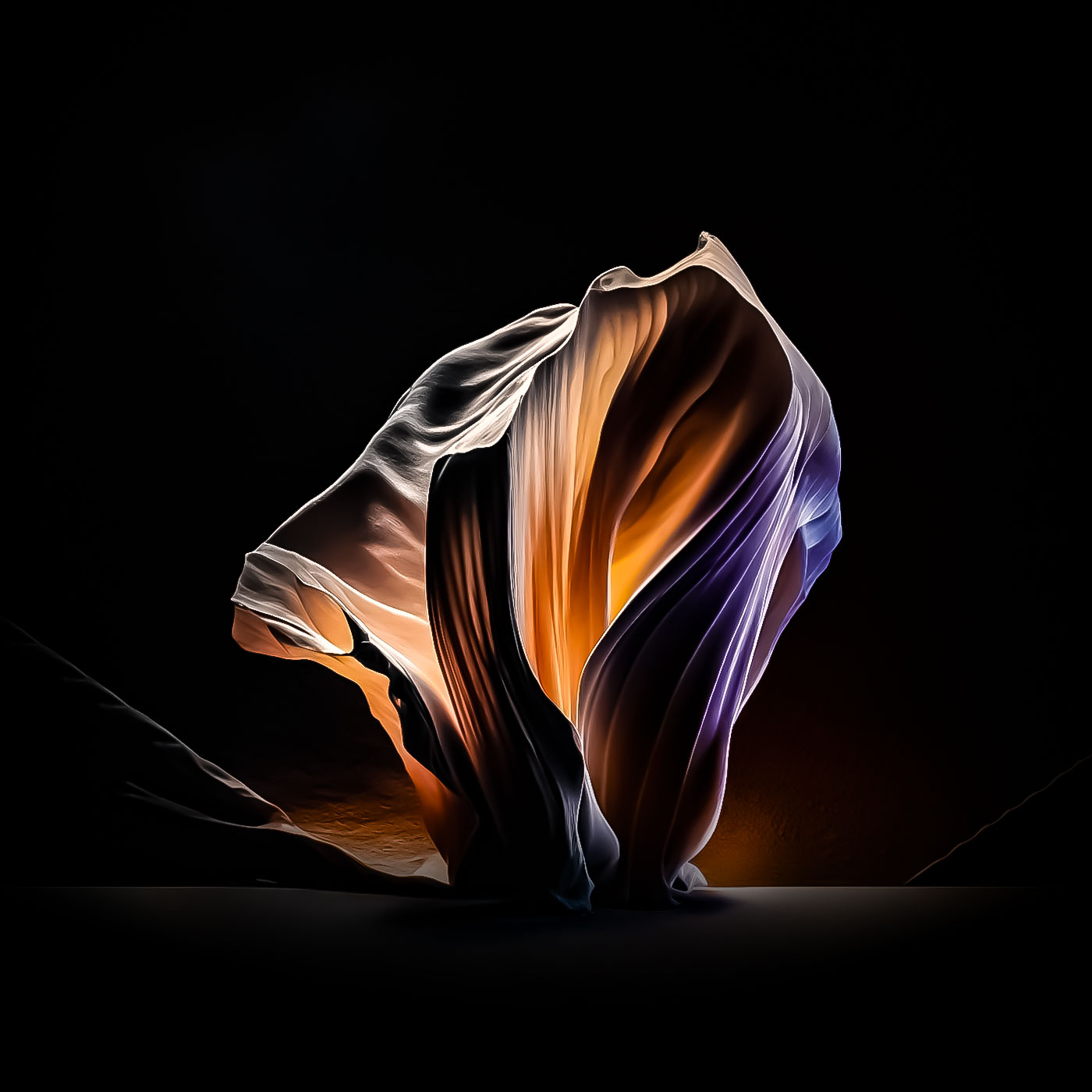 Table lamp Rocky Style Soroush Doustvandi